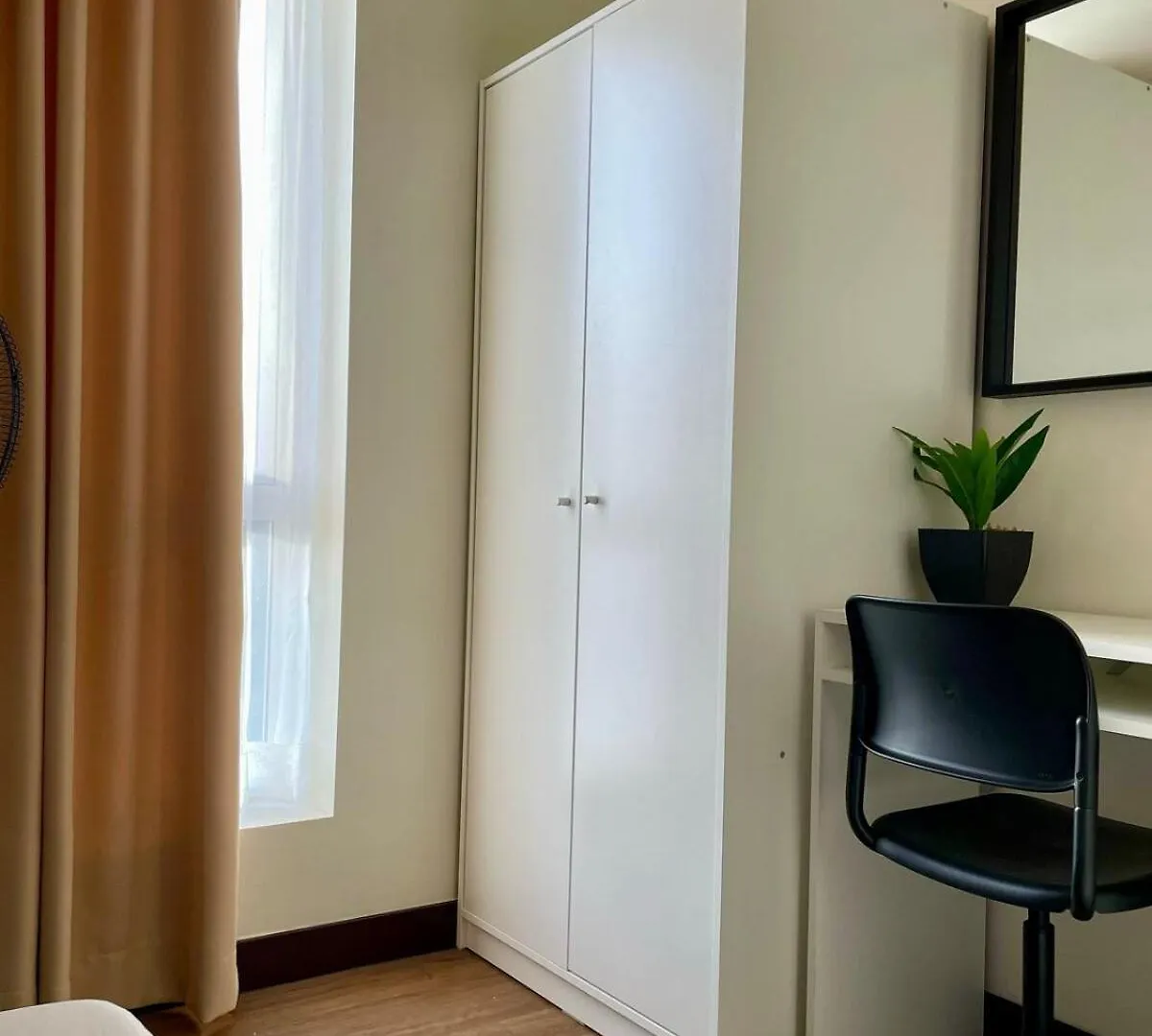 Apartment 5 Star Luxury Condo - Metro Manila