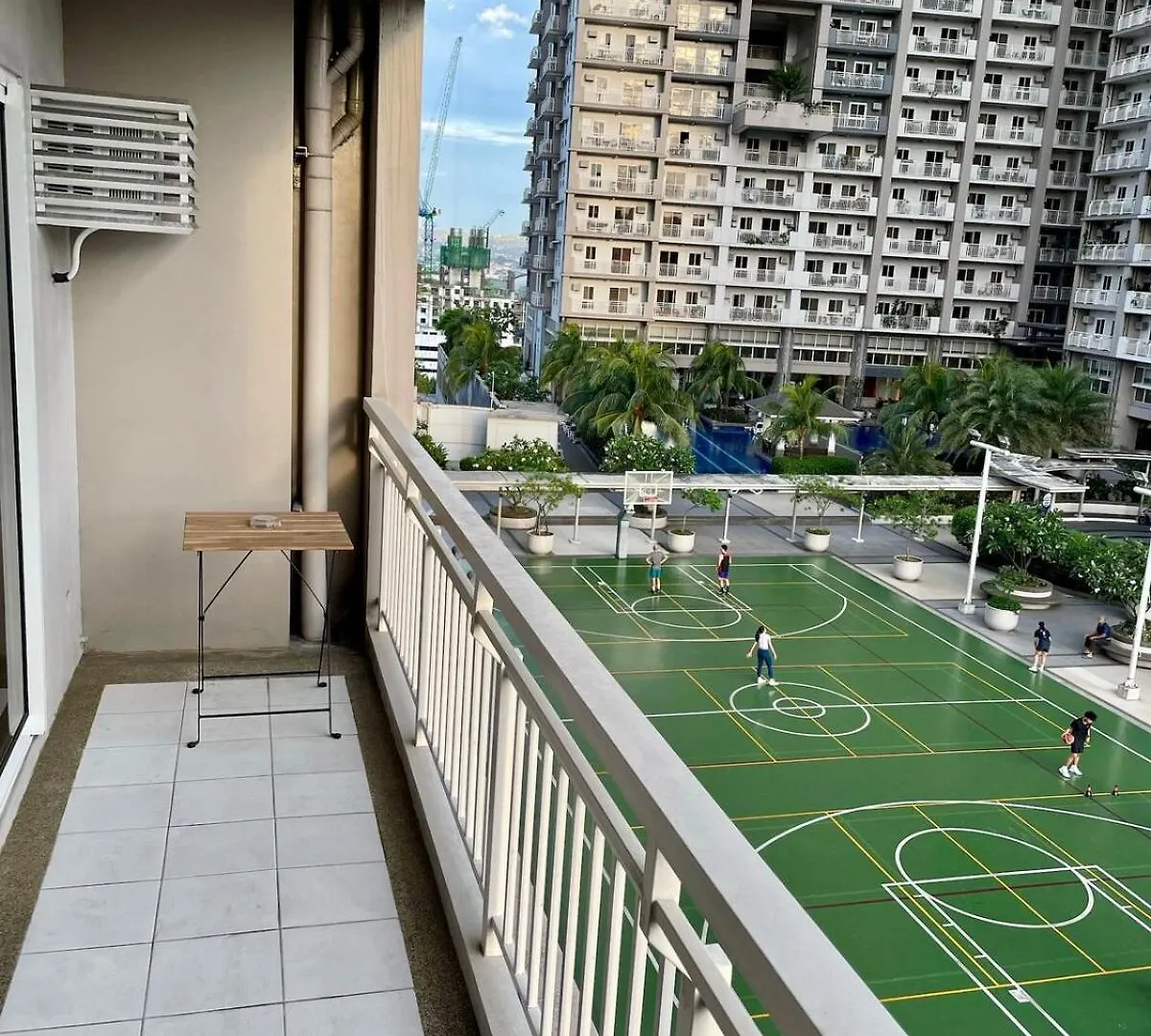 Apartment 5 Star Luxury Condo - Metro Manila Philippines