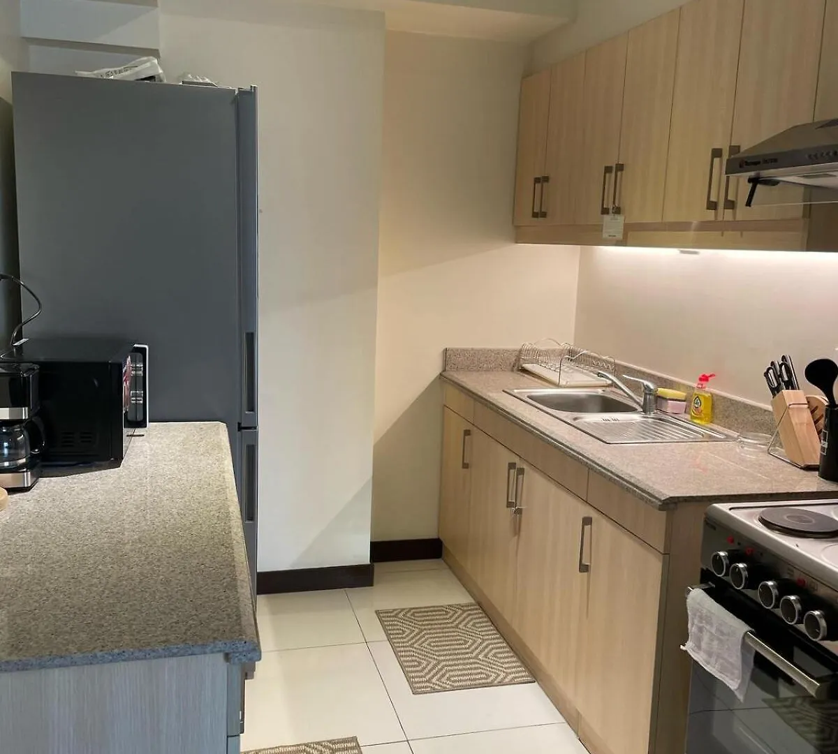 5 Star Luxury Condo - Metro Manila Philippines