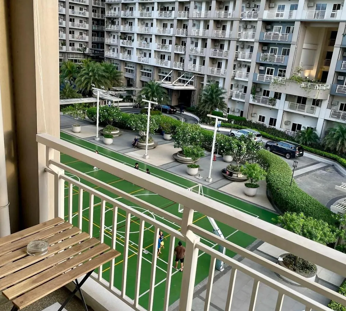 5 Star Luxury Condo - Metro Manila